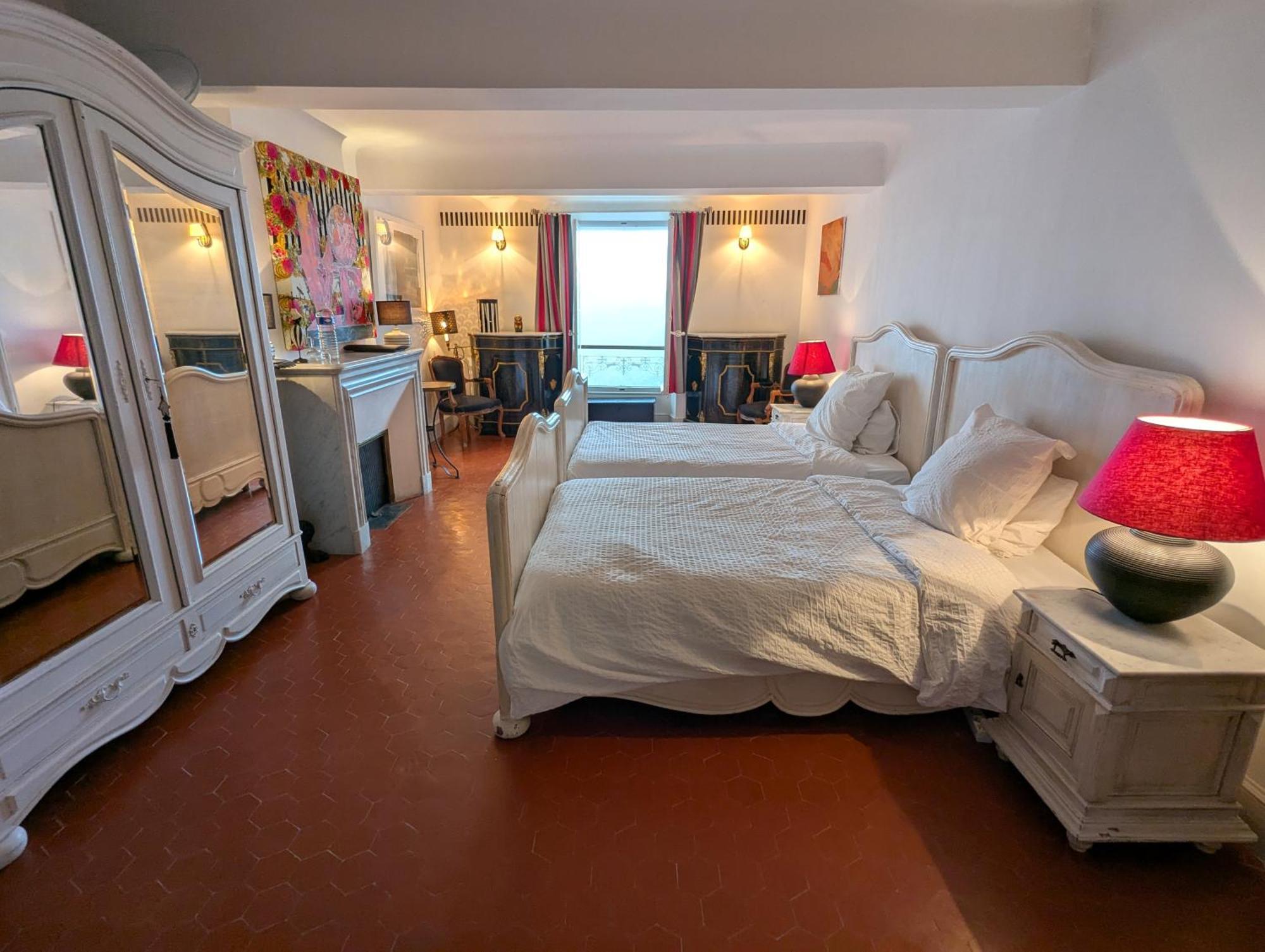 Les Chapeliers Bed and Breakfast Claviers Exteriör bild