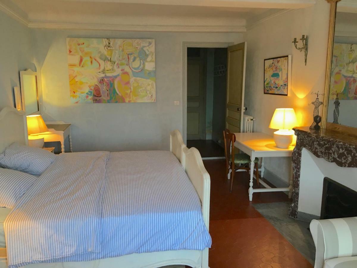 Les Chapeliers Bed and Breakfast Claviers Exteriör bild